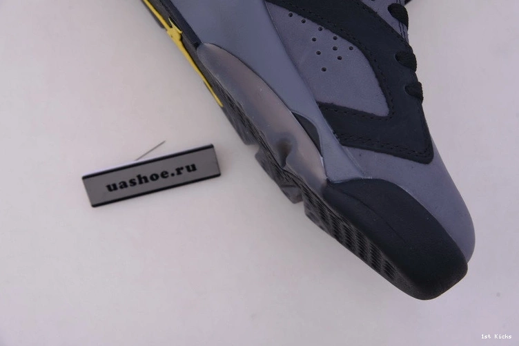 Jordan Bordeaux CT8529-063 Air 6 0214